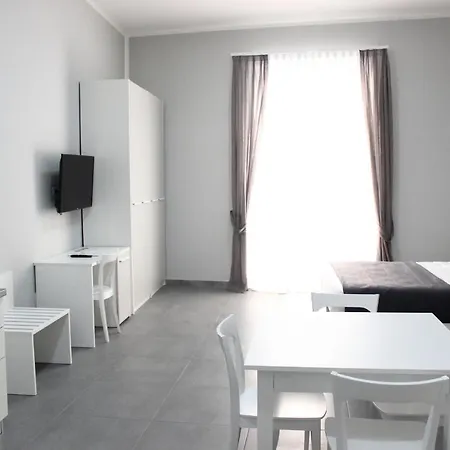 Aparthotel Opera Home Suits Neapel