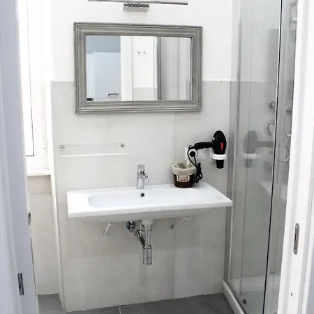 Apart-hotel Opera Home Suits *