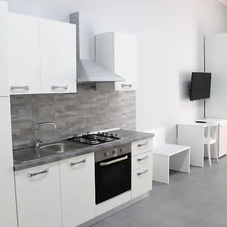 아파트호텔 Opera Home Suits